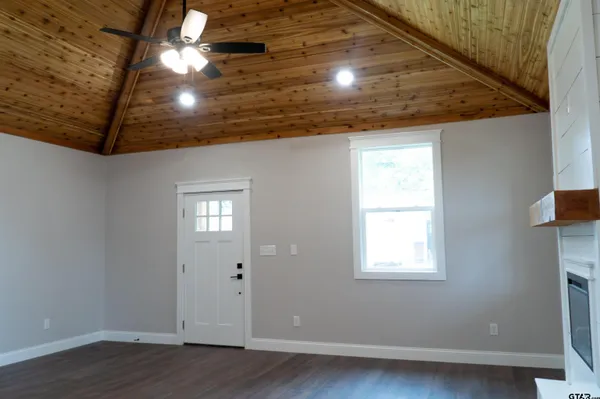 $2,235 | 305 South Mill Street, Winnsboro, TX 75494