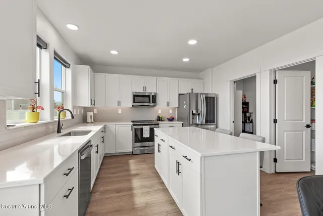 $619,000 | 11781 North Banford Lane, Rathdrum, ID 83858