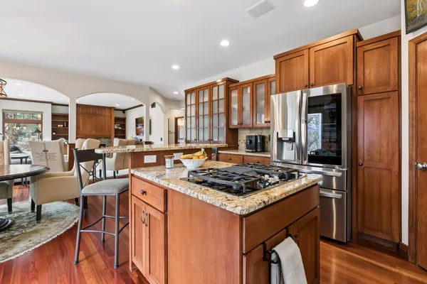 $690,500 | 3701 Blackhawk Road, Eagan, MN 55122