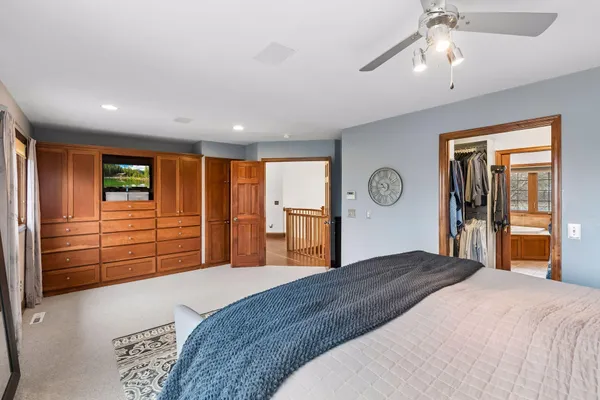 $690,500 | 3701 Blackhawk Road, Eagan, MN 55122