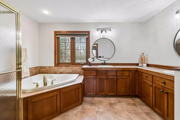 $690,500 | 3701 Blackhawk Road, Eagan, MN 55122