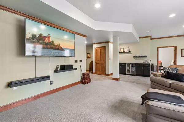 $690,500 | 3701 Blackhawk Road, Eagan, MN 55122