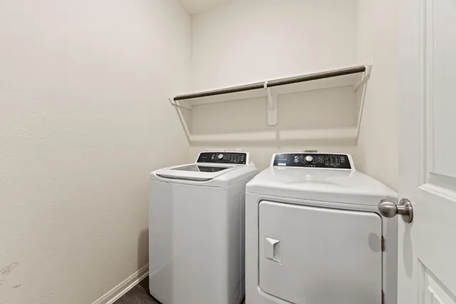 $2,300 | 15837 Roberto Clemente Court, Splendora, TX 77372