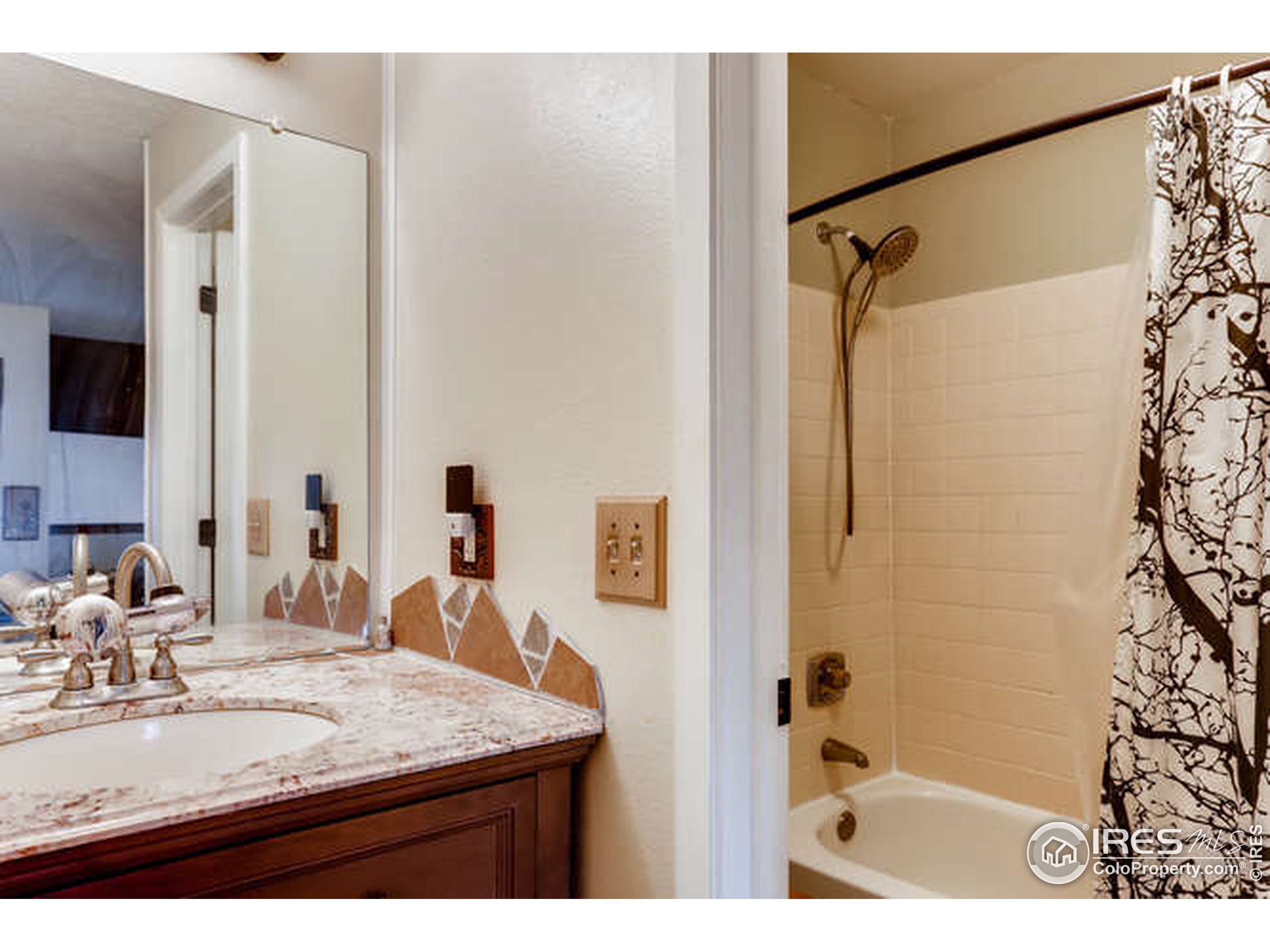 14561 East Ford Place, Unit 15 Aurora, CO 80012 - Photo 17 of 26