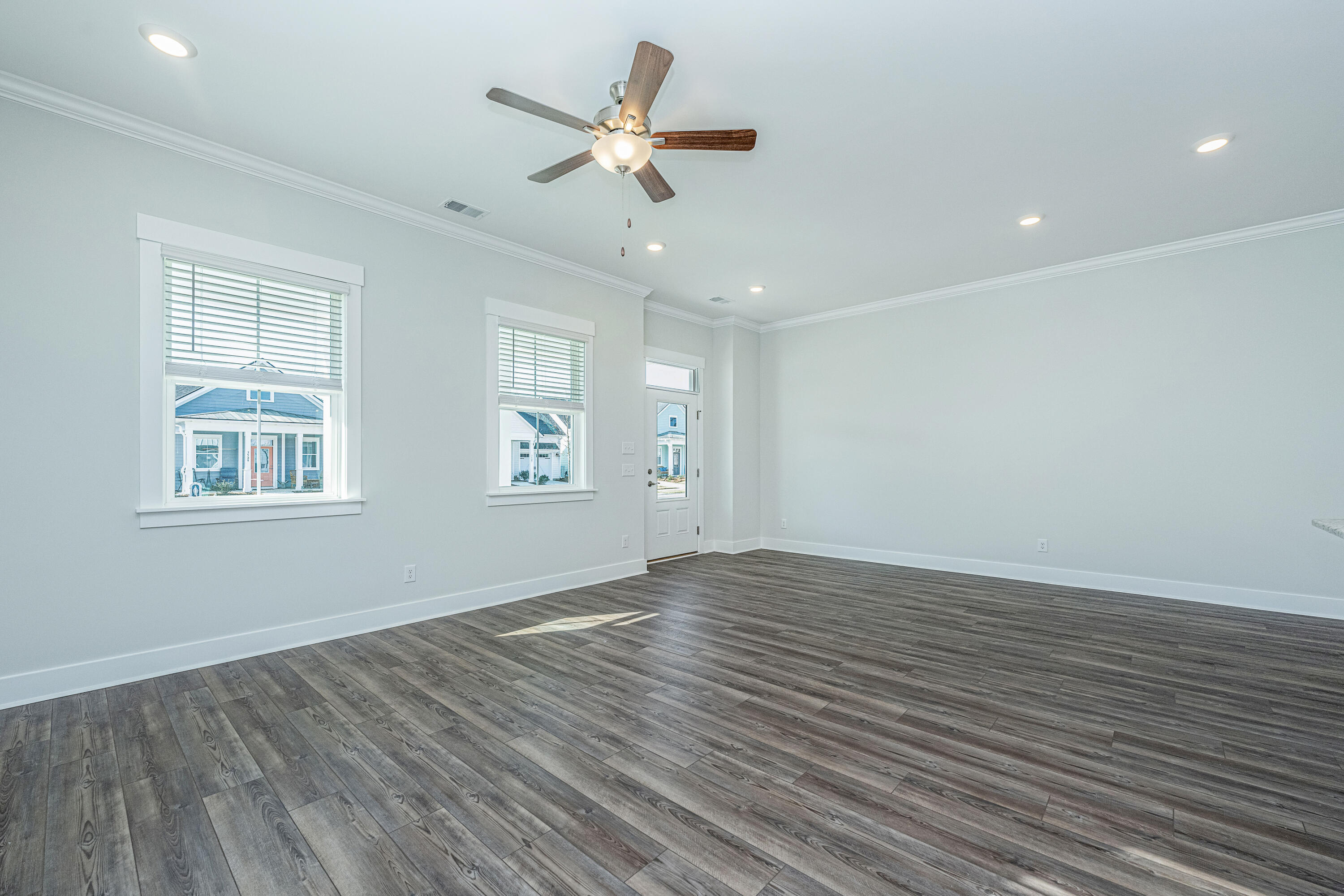 3528 Habenaria Road, Unit 24 Mount Pleasant, SC 29466 - Photo 12 of 33 Living room to front door