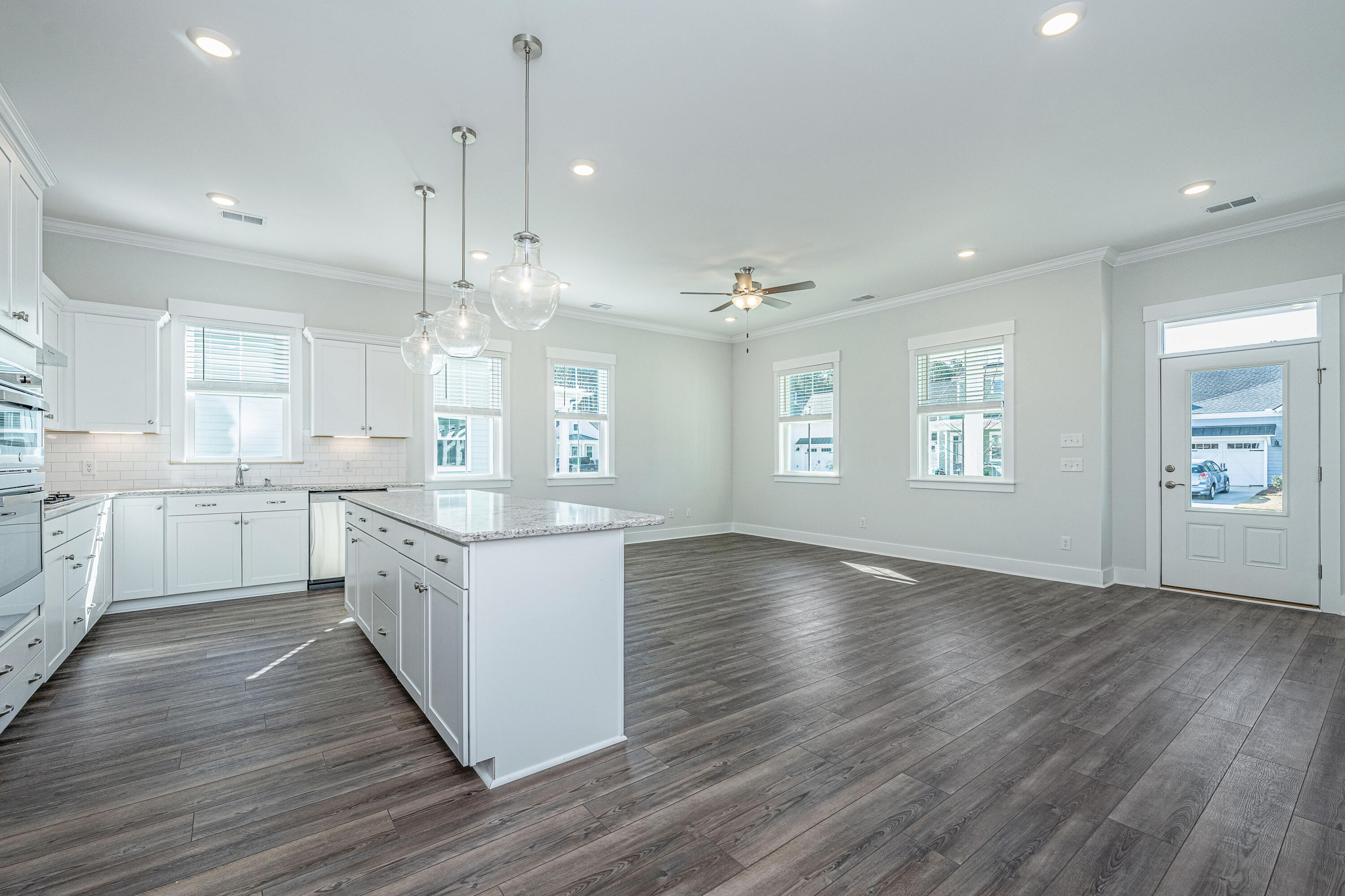 3528 Habenaria Road, Unit 24 Mount Pleasant, SC 29466 - Photo 18 of 33 Kitchen and living room