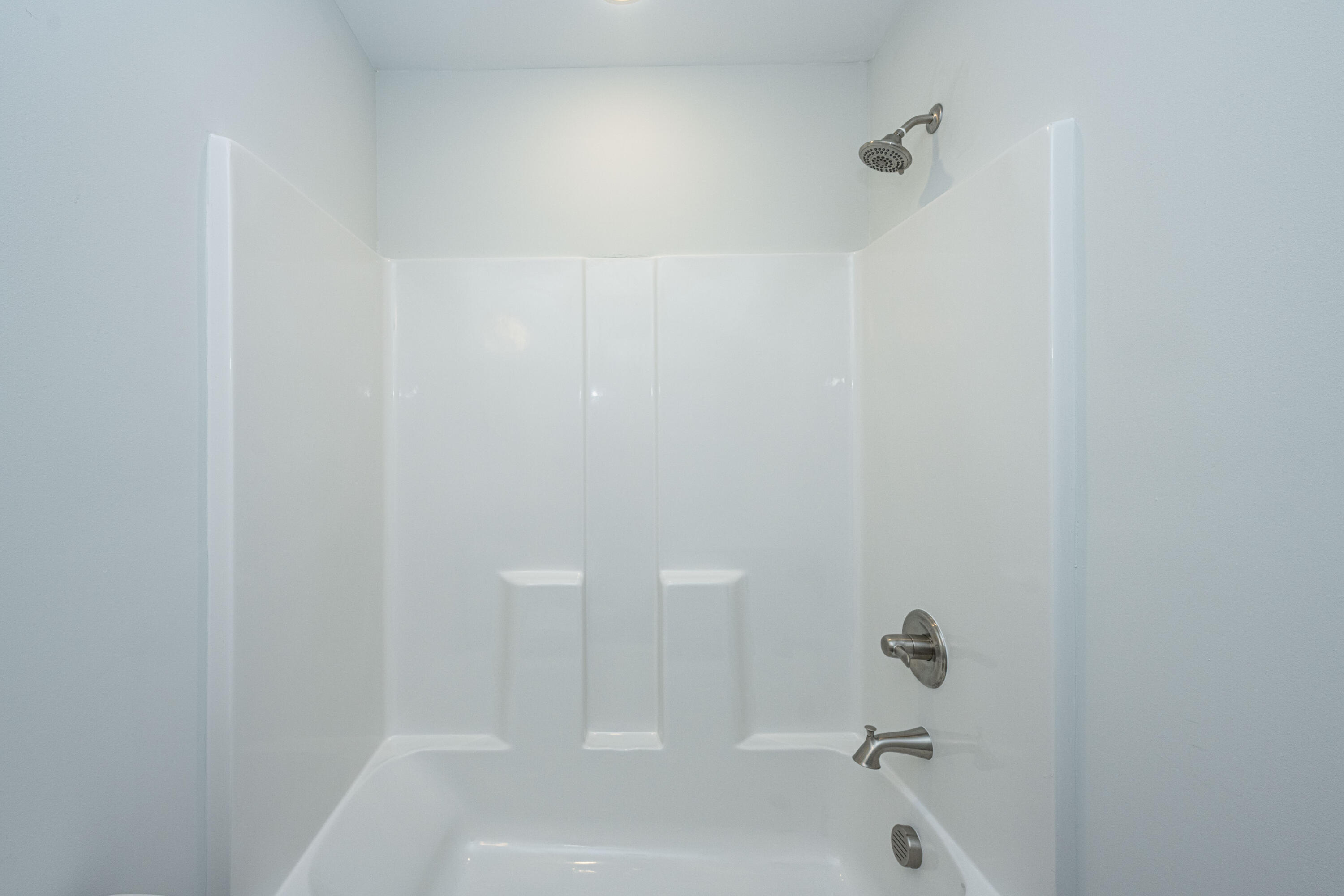 3528 Habenaria Road, Unit 24 Mount Pleasant, SC 29466 - Photo 32 of 33 Upstairs guest bathroom