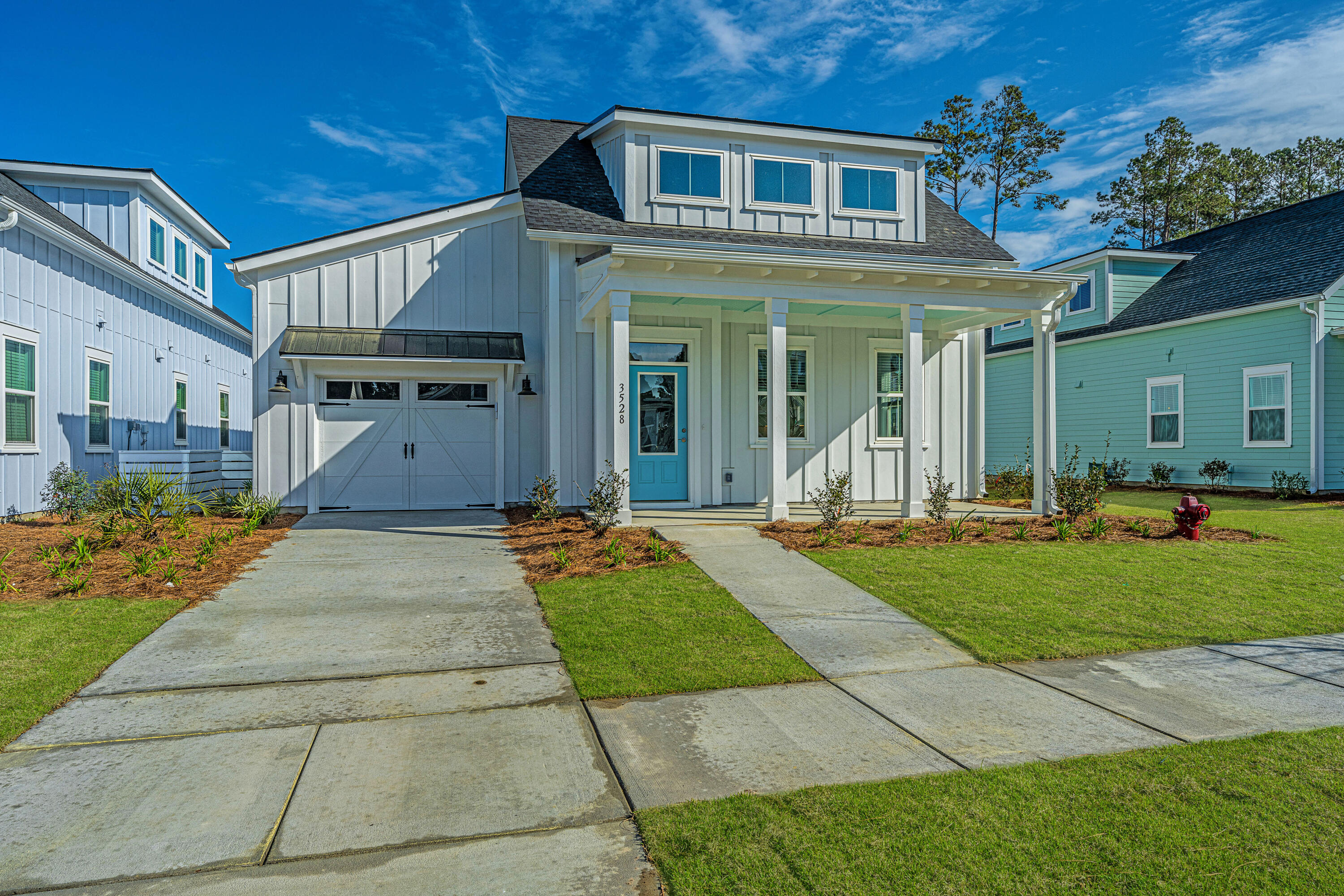 3528 Habenaria Road, Unit 24 Mount Pleasant, SC 29466 - Photo 5 of 33 Front of home