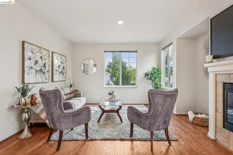 $675,000 | 1861 Parkside Drive, Concord, CA 94519