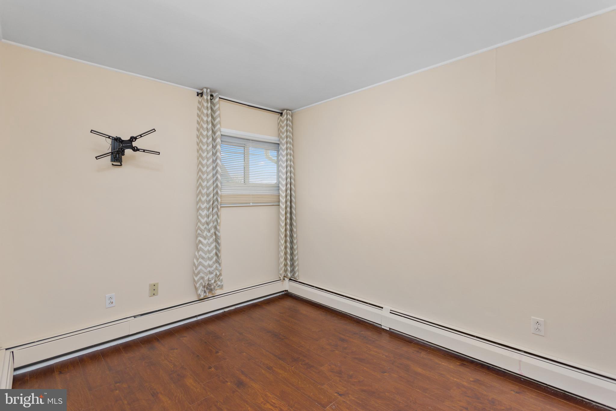 90 Cobalt Ridge Drive East, Unit E Levittown, PA 19057 - Photo 12 of 27 Bedroom #1