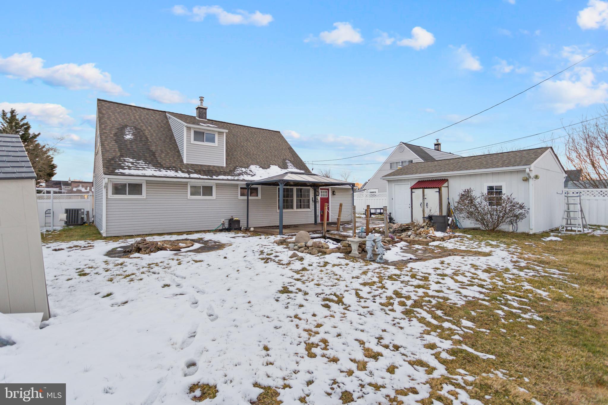 90 Cobalt Ridge Drive East, Unit E Levittown, PA 19057 - Photo 21 of 27 Exterior Back