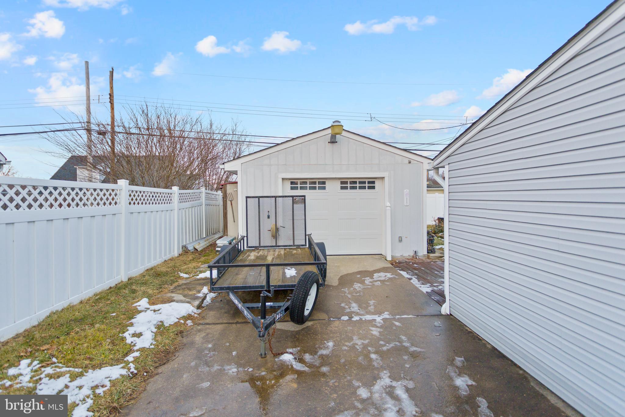 90 Cobalt Ridge Drive East, Unit E Levittown, PA 19057 - Photo 23 of 27 Garage w/electric and additional Driveway