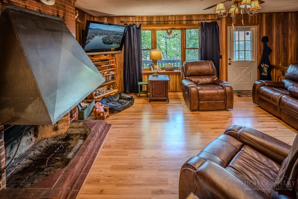 190 Spruce Pine Road Newland, NC 28657 - Photo 18 of 45