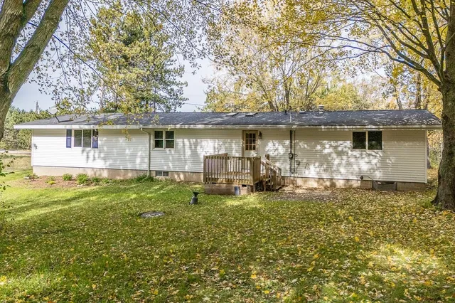 $239,900 | E1379 Larson Road, Waupaca, WI 54981