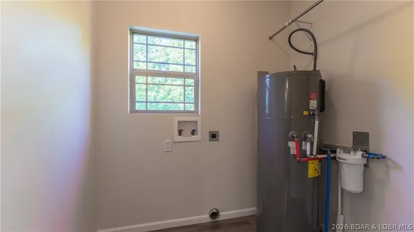 $314,900 | 101 3rd Street, Camdenton, MO 65020