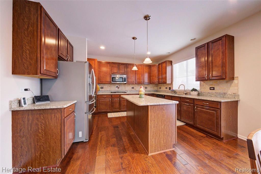 3686 Connors Drive Rochester Hills, MI 48307 - Photo 5 of 7