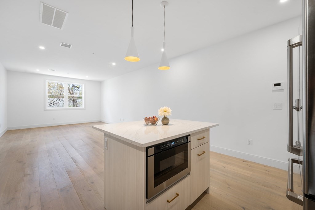 5245 Washington Street, Unit 6 Boston, MA 02132 - Photo 8 of 22