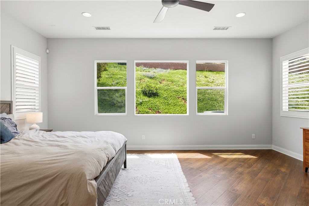 24949 Old Stone Way Stevenson Ranch, CA 91381 - Photo 52 of 111