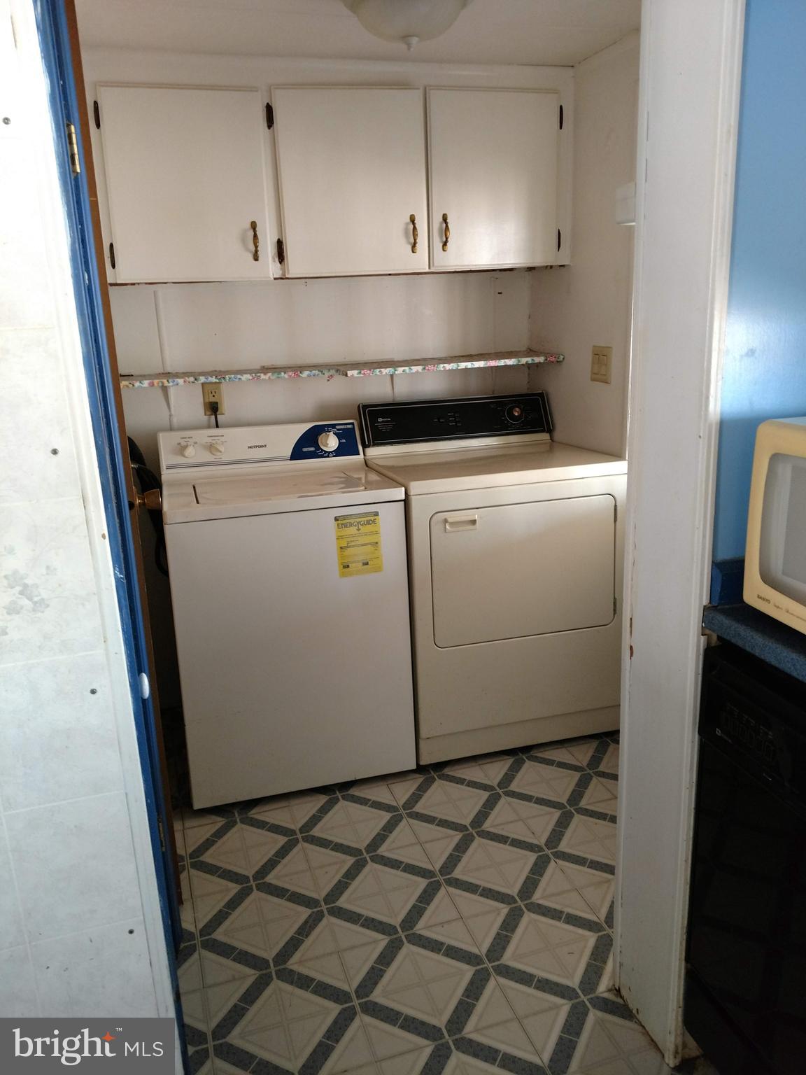 32283 Childress Road Locust Grove, VA 22508 - Photo 15 of 37 Laundry Room