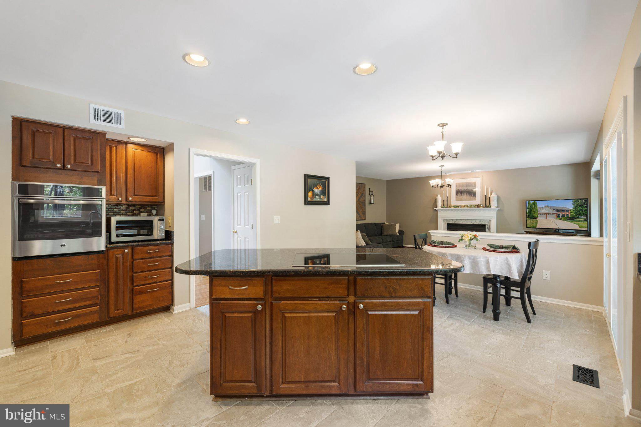 47773 Rafter Court Sterling, VA 20165 - Photo 18 of 81 Gallery Image 18
