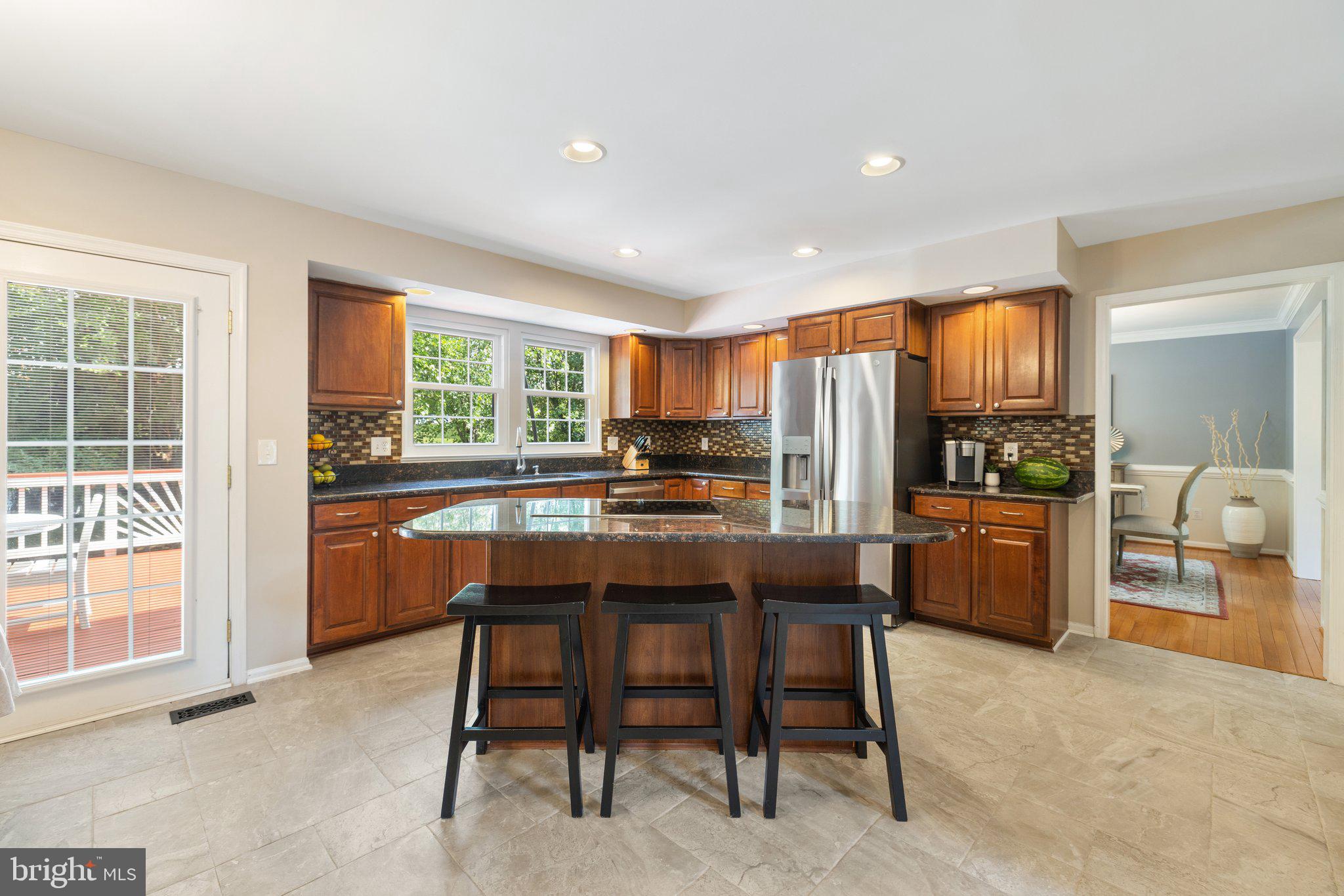 47773 Rafter Court Sterling, VA 20165 - Photo 2 of 81 Gallery Image 2