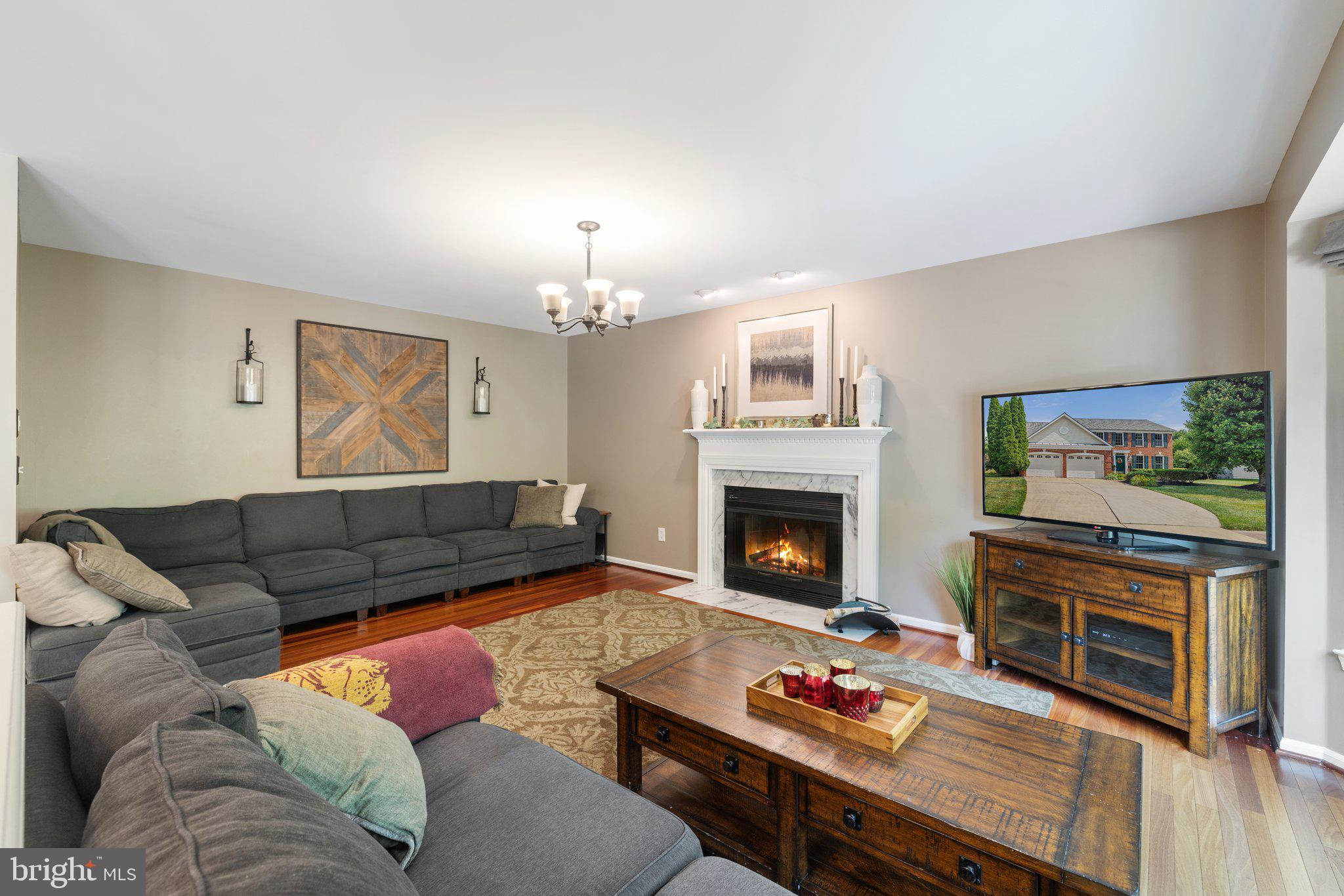 47773 Rafter Court Sterling, VA 20165 - Photo 6 of 81 Gallery Image 6