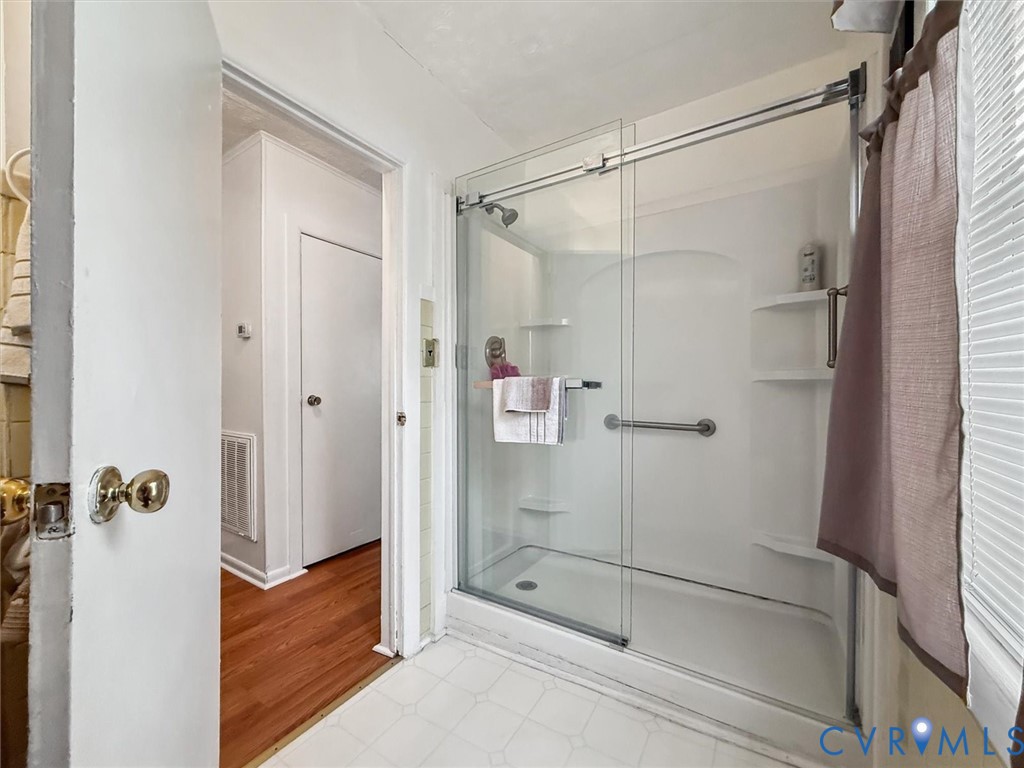 6266 Richmond Road Williamsburg, VA 23188 - Photo 8 of 27 a bathroom with a shower