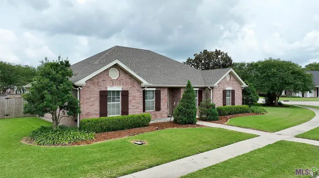 $375,000 | 108 Lindsey Drive, Houma, LA 70360