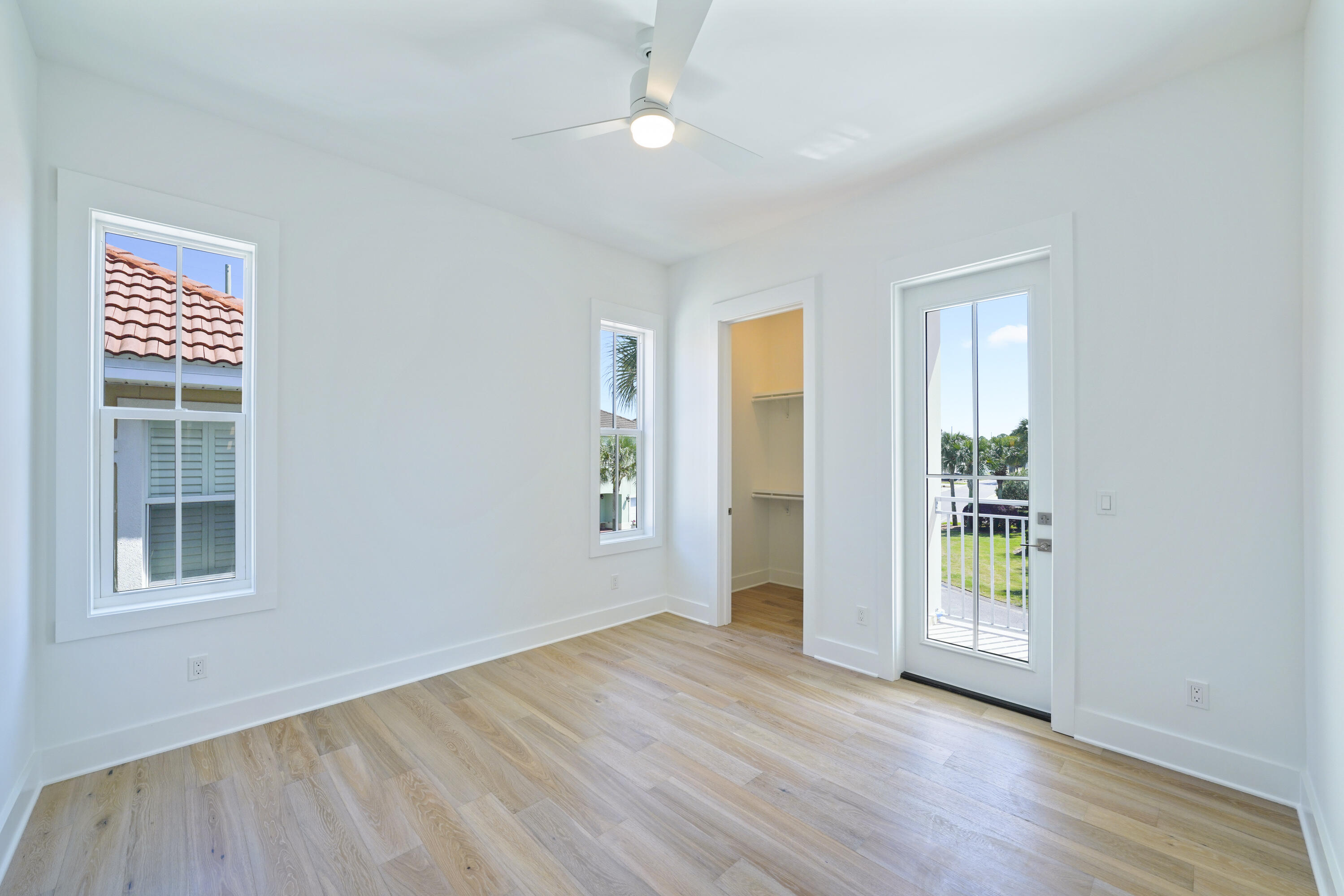 4734 Amhurst Circle Destin, FL 32541 - Photo 22 of 28 Image #22 | Bedroom with balcony access