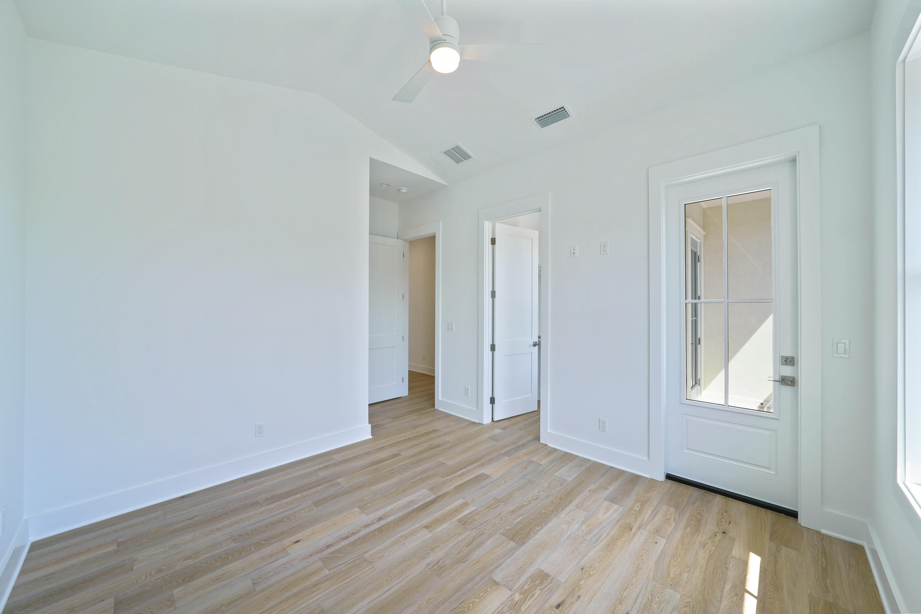 4734 Amhurst Circle Destin, FL 32541 - Photo 24 of 28 Image #24 | Bedroom with private exterio