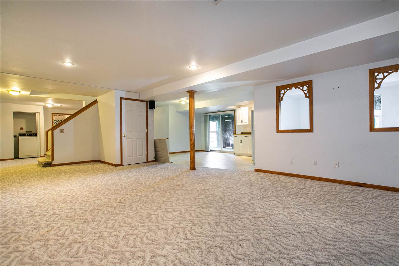 1502 Manson Road Dubuque, IA 52003 - Photo 16 of 25 Gallery Image 16