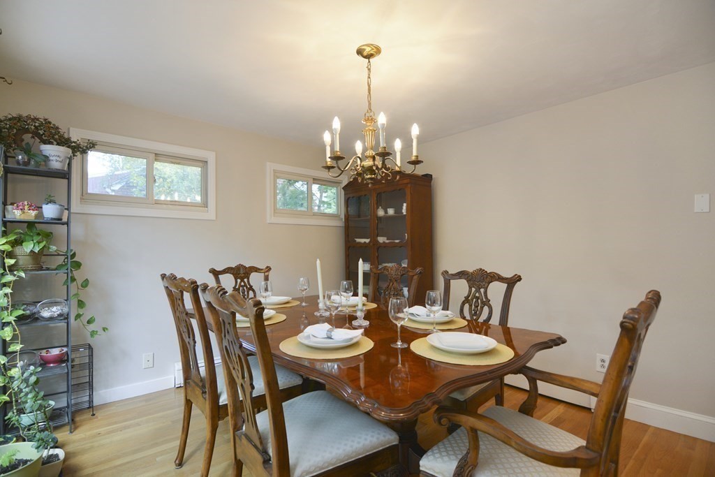 63 Gayland Road Needham, MA 02492 - Photo 8 of 40