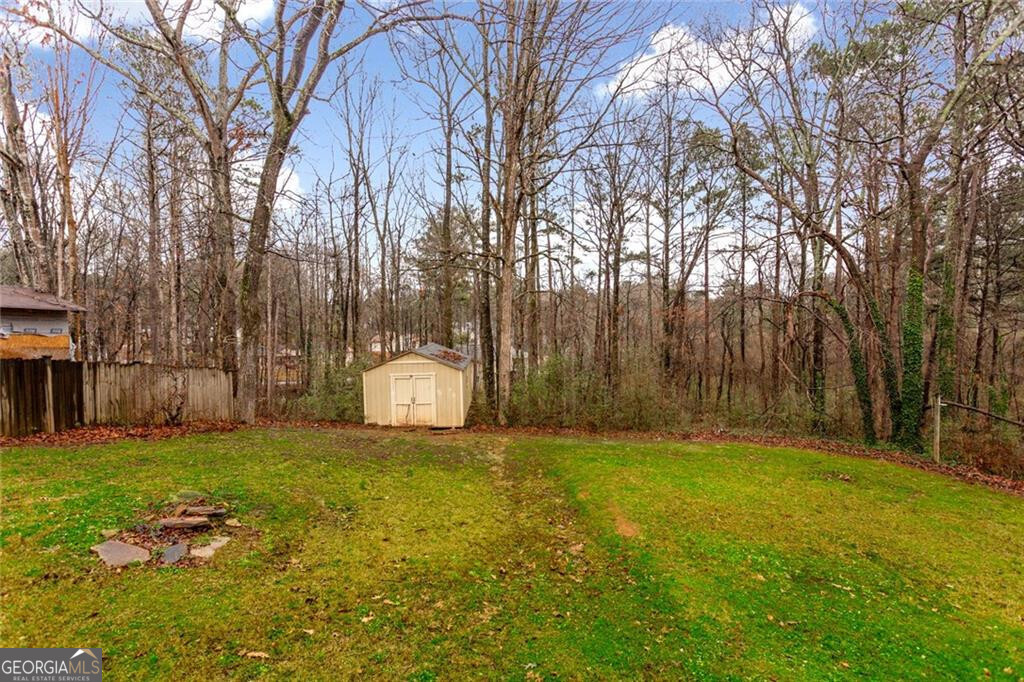 2401 Jack Creek Road Southwest Marietta, GA 30008 - Photo 12 of 40