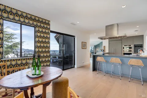 $2,850,000 | 19185 Mesquite Court, Sonoma, CA 95476