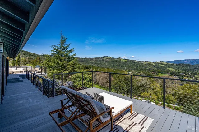 $2,850,000 | 19185 Mesquite Court, Sonoma, CA 95476