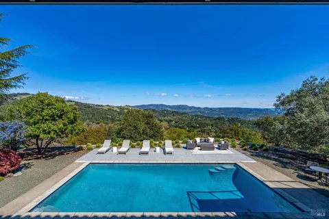 $2,850,000 | 19185 Mesquite Court, Sonoma, CA 95476