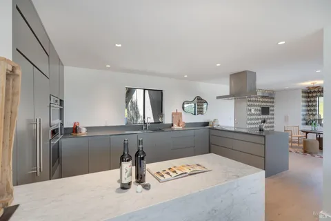 $2,850,000 | 19185 Mesquite Court, Sonoma, CA 95476