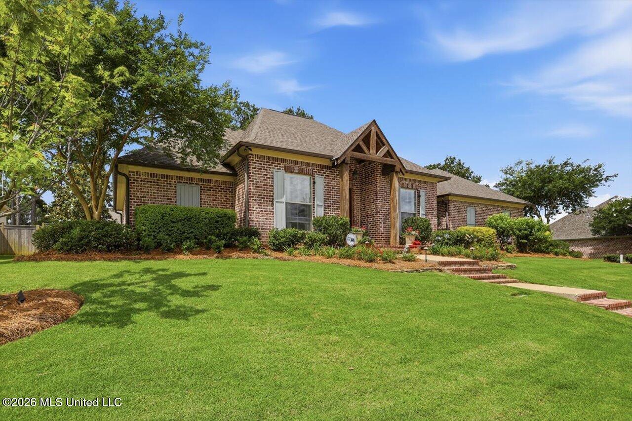 123 Claiborne Street Madison, MS 39110 - Photo 2 of 40 02-123 Claiborne St _ Hometoursms.com