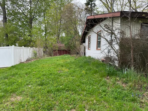 $199,900 | 1575 Mullins Avenue Northwest, Walker, MI 49534
