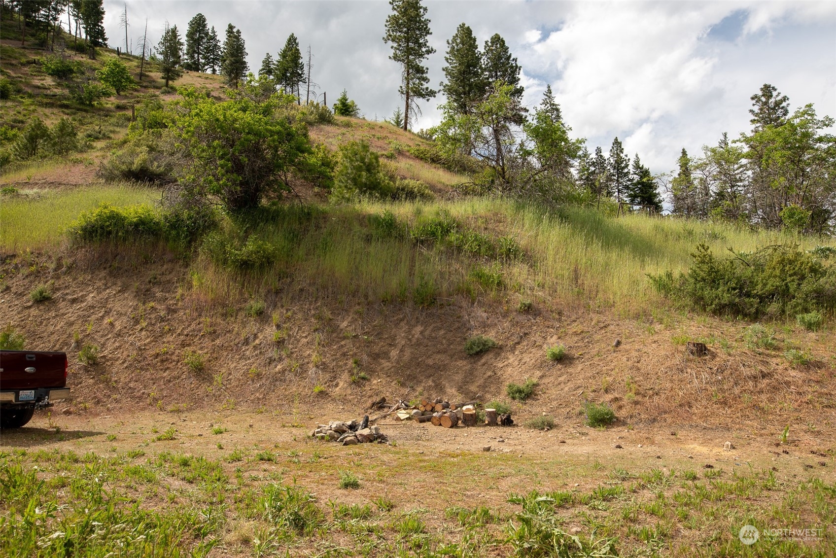 9014 Forest Service 7410 Road Cashmere, WA 98815 - Photo 10 of 20 Gallery Image 10
