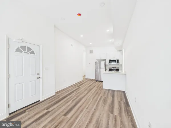 $1,425 | 1315 Harlem Avenue, Unit B, Baltimore, MD 21217