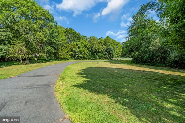 $1,025,000 | 9800 Goldenberry Hill Lane, Manassas, VA 20112