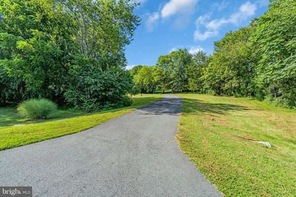 $1,025,000 | 9800 Goldenberry Hill Lane, Manassas, VA 20112