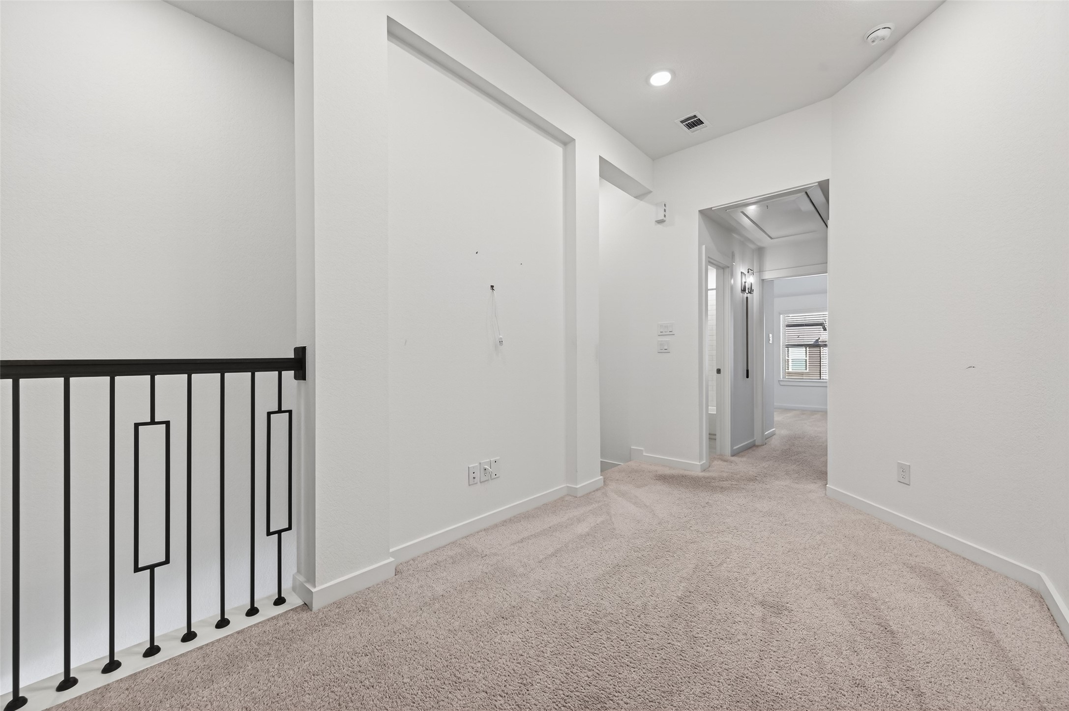 16518 Texas Hill Country Road Cypress, TX 77433 - Photo 29 of 37 Entertainment Area Upstairs