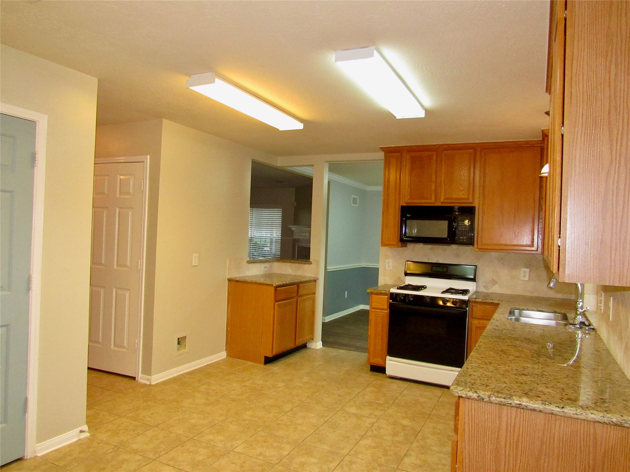 11126 Cactus Point Court Houston, TX 77095 - Photo 9 of 21