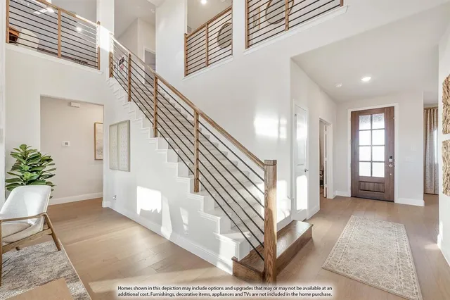 a view of entryway and hall