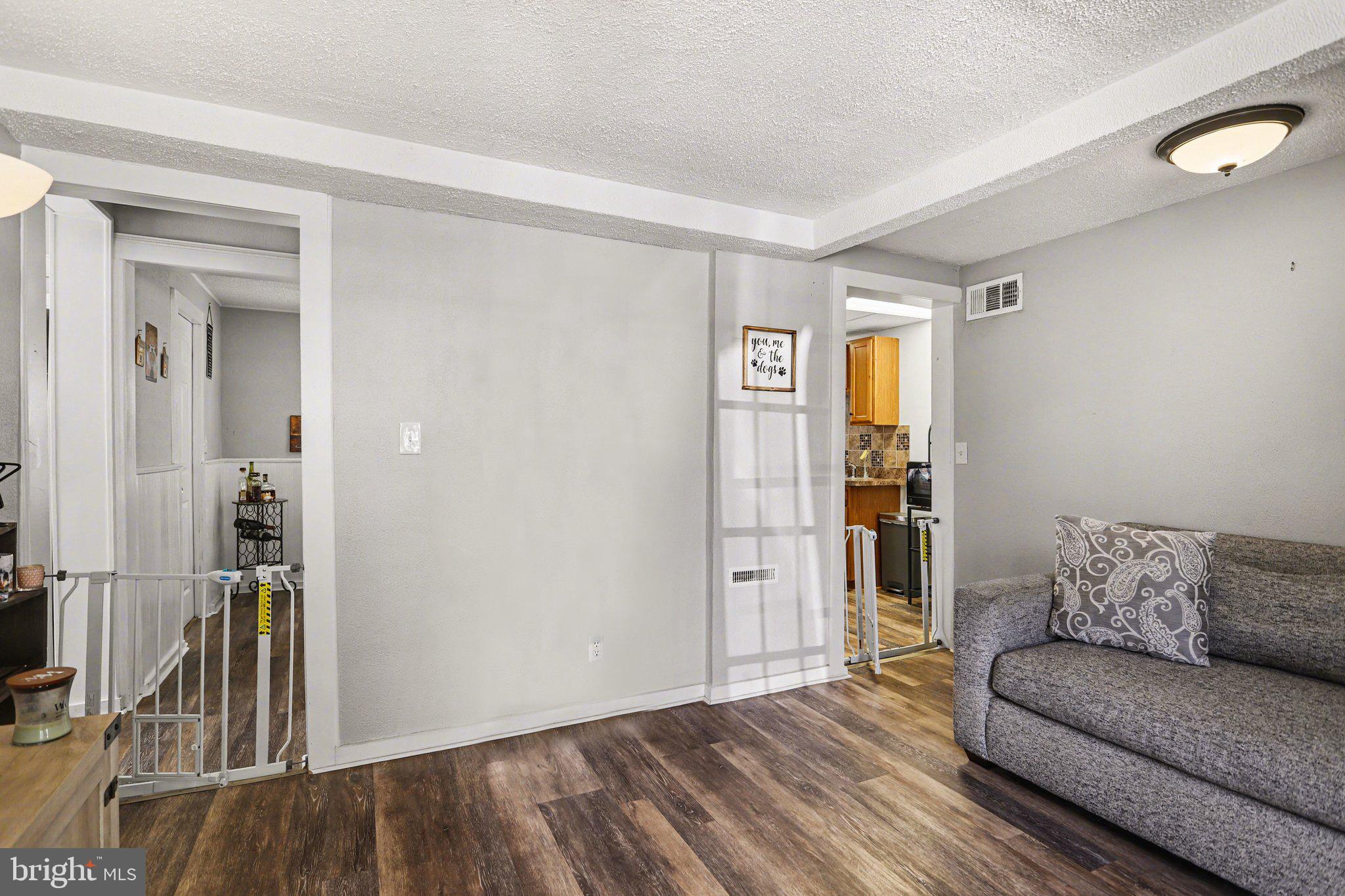 29 East Main Street New Freedom, PA 17349 - Photo 4 of 22