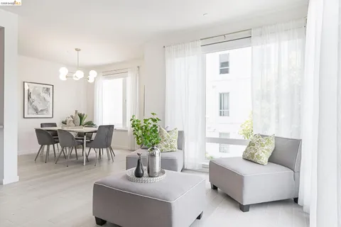 $738,000 | 51 Innes Court, Unit 204, San Francisco, CA 94124