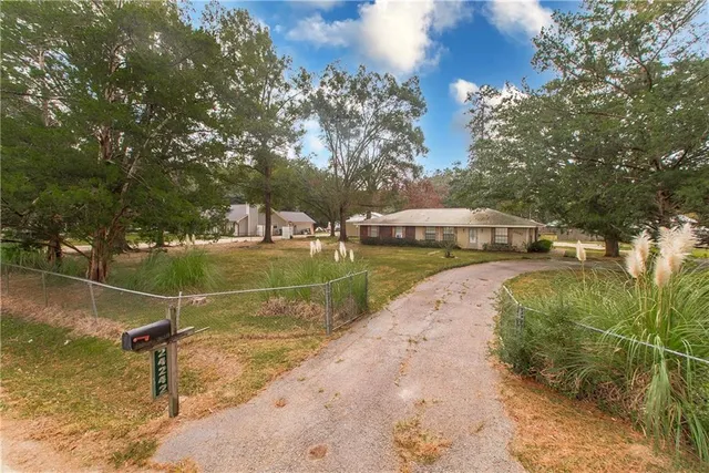 $200,000 | 24242 Verneuil Lane, Ponchatoula, LA 70454