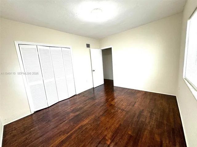 $1,900 | 433 Santander Avenue, Unit 2, Coral Gables, FL 33134